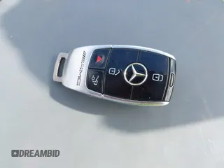 2021 Mercedes-Benz AMG GT 43 z VIN W1K7X5KB1MA037053, wystawiony jako IAAI lot #41730060 z przebiegiem 66 351 mil mil oraz . Historia ofert i sprzedaży dostępna na DreamBid. Obrazek 11.