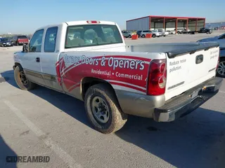 2003 Chevrolet Silverado 1500 LS with VIN 2GCEC19V631302340, listed as a IAAI auction lot 42003954 with 262,332 mi miles. Bid and sale history available at carsss.com. Image 3.