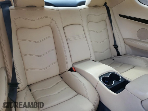 2012 Maserati GranTurismo S с VIN ZAM45KLAXC0063982, выставлен на аукционе Copart как лот 58490074 с пробегом 25 194 миль миль и Списание • Salvage title. История ставок и продаж доступна на DreamBid. Изображение 10.
