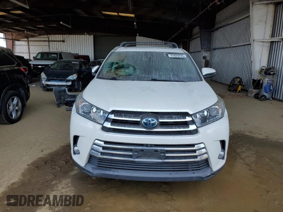 2018 Toyota Highlander Hybrid Limited with VIN 5TDDGRFH7JS041481, listed as a Copart auction lot 41829725 with 142,796 mi miles and Salvage title. Bid and sale history available at DreamBid. Image 5.