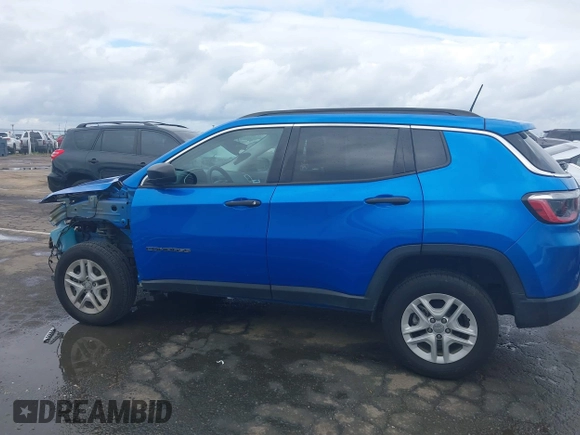 2021 Jeep Compass Freedom with VIN 3C4NJDAB3MT591461, listed as a IAAI auction lot 41925228 with 61,426 mi miles and . Bid and sale history available at carsss.com. Image 15.