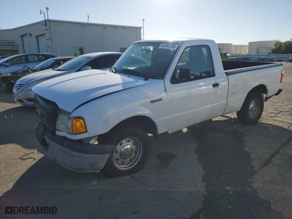 2005 Ford Ranger XL with VIN 1FTYR10D15PA18586, listed as a Copart auction lot 44085795 with 239,684 mi miles and Salvage Title. Bid and sale history available at carsss.com. Image 1.