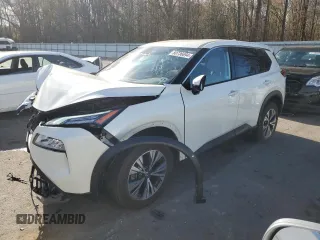 2021 Nissan Rogue SV z VIN JN8AT3BB0MW224548, wystawiony jako Copart lot #80736694 z przebiegiem 55 470 mil mil oraz Szkoda całkowita • Salvage title. Historia ofert i sprzedaży dostępna na DreamBid. Obrazek 1.