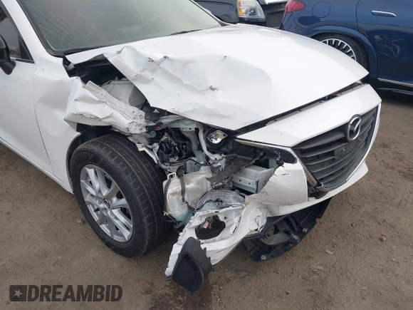 2014 Mazda Mazda3 i Touring with VIN JM1BM1L7XE1113628, listed as a IAAI auction lot 41218193 with 166,469 mi miles. Bid and sale history available at carsss.com. Image 6.