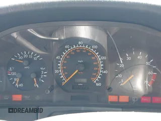 1995 Mercedes-Benz S с VIN WDBGA51E1SA220942, выставлен на аукционе IAAI как лот 42676222 с пробегом 204 200 миль миль и . История ставок и продаж доступна на DreamBid. Изображение 7.