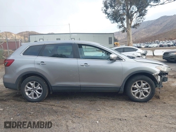 2014 Mazda CX-9 Touring with VIN JM3TB2CV2E0446658, listed as a IAAI auction lot 41343053 with 198,044 mi miles. Bid and sale history available at carsss.com. Image 14.