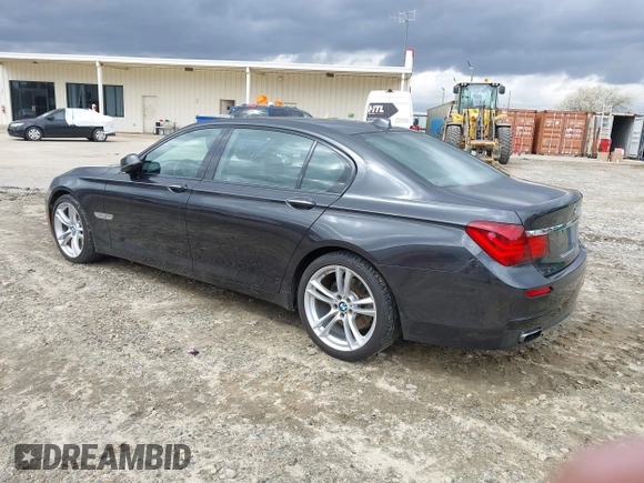 2014 BMW 7 Series 740Li with VIN WBAYE4C56ED138397, listed as a IAAI auction lot 41726117 with 116,291 mi miles. Bid and sale history available at carsss.com. Image 3.