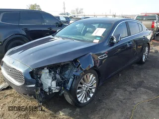 2015 Kia K900 Luxury with VIN KNALW4D42F6021502, listed as a IAAI auction lot 40900852 with 118,993 mi miles. Bid and sale history available at carsss.com. Image 18.