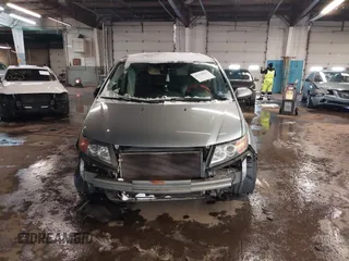 2017 Honda Odyssey EX-L with VIN 5FNRL5H62HB008134, listed as a IAAI auction lot 41378943 with 197,937 mi miles and . Bid and sale history available at DreamBid. Image 12.