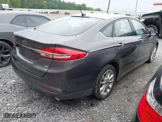 2017 Ford Fusion SE with VIN 3FA6P0H78HR317064, listed as a IAAI auction lot 42101884 with 133,042 mi miles. Bid and sale history available at carsss.com. Image 4.