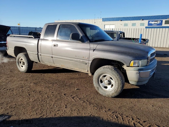 1999 Dodge Ram 1500 with VIN 3B7HF13Z4XG160048, listed as a Copart auction lot 84405374 with 237,247 mi miles and Salvage Title. Bid and sale history available at carsss.com. Image 4.