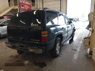 2004 Chevrolet Tahoe LS with VIN 1GNEC13TX4R300419, listed as a IAAI auction lot 41848279 with 38,252 mi miles. Bid and sale history available at carsss.com. Image 4.