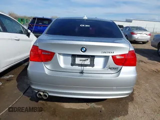 2010 BMW 3 Series 328i with VIN WBAPH7G58ANM48263, listed as a IAAI auction lot 41895524 with 99,771 mi miles and . Bid and sale history available at carsss.com. Image 16.
