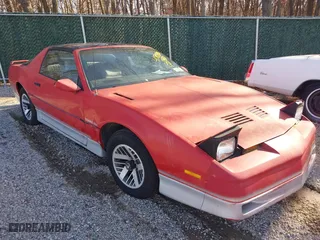 1985 Pontiac Firebird Trans Am with VIN 1G2FW87H3FN208733, listed as a IAAI auction lot 41705988 with 87,906 mi miles. Bid and sale history available at carsss.com. Image 1.