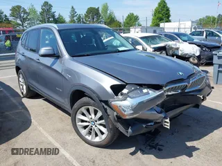 2017 BMW X3 xDrive28i z VIN 5UXWX9C53H0T00496, wystawiony jako IAAI lot #42018989 z przebiegiem 50 364 mil mil oraz . Historia ofert i sprzedaży dostępna na DreamBid. Obrazek 1.