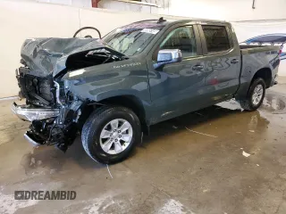 2025 Chevrolet Silverado 1500 LT with VIN 1GCPACED1SZ172058, listed as a Copart auction lot 45905145 with 8,609 mi miles and Clean Title. Bid and sale history available at DreamBid. Image 1.