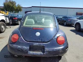 2003 Volkswagen New Beetle Coupe GL with VIN 3VWBK21C73M402426, listed as a Copart auction lot 67768914 with 118,906 mi miles and Salvage Title. Bid and sale history available at carsss.com. Image 6.