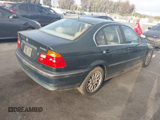 1999 BMW 3 Series 328i with VIN WBAAM5339XFR10536, listed as a IAAI auction lot 42242648 with 166,227 mi miles and . Bid and sale history available at DreamBid. Image 4.