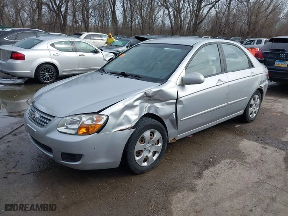 2007 Kia Spectra EX with VIN KNAFE121075463077, listed as a IAAI auction lot 41740106 with 143,721 mi miles. Bid and sale history available at carsss.com. Image 2.
