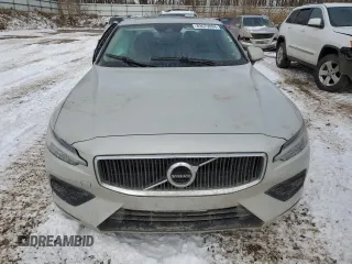 2019 Volvo S60 Momentum with VIN 7JRA22TK8KG004025, listed as a Copart auction lot 83579094 with 79,385 mi miles and Salvage Title. Bid and sale history available at carsss.com. Image 5.