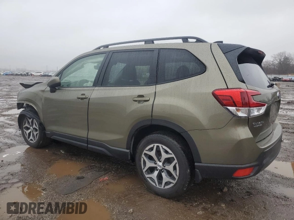 2024 Subaru Forester Premium with VIN JF2SKADC7RH516871, listed as a Copart auction lot 47530275 with 0 mi miles and Salvage Title. Bid and sale history available at carsss.com. Image 2.