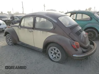 1972 Volkswagen Beetle with VIN 1122600406, listed as a Copart auction lot 87425164 with 104,925 mi miles and Clean Title. Bid and sale history available at DreamBid. Image 2.