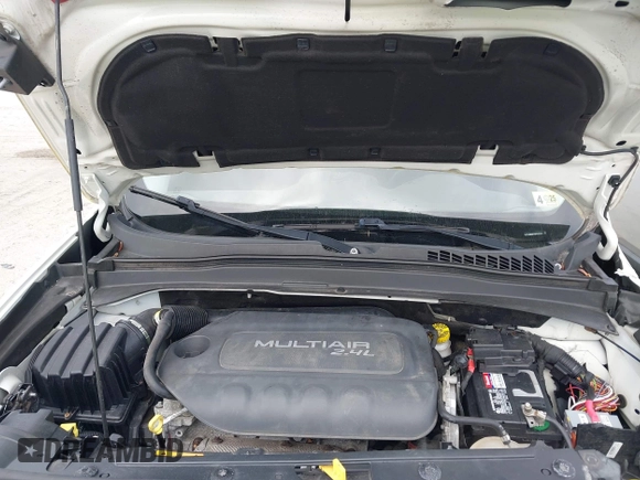 2017 Jeep Renegade Latitude with VIN ZACCJBBB7HPF65291, listed as a IAAI auction lot 41962386 with 45,705 mi miles. Bid and sale history available at carsss.com. Image 10.