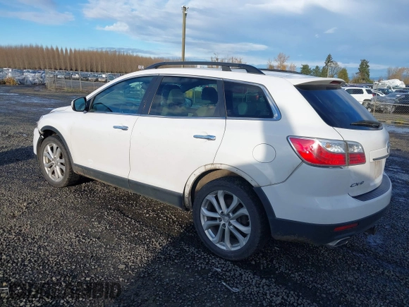 2011 Mazda CX-9 Grand Touring with VIN JM3TB3DV5B0317331, listed as a IAAI auction lot 40935268 with 222,361 mi miles. Bid and sale history available at carsss.com. Image 3.