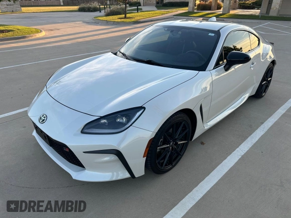 2022 Toyota GR86 Premium with VIN JF1ZNBF1XN8756583, listed as a Copart auction lot 81431304 with 18,872 mi miles and Non Repairable. Bid and sale history available at carsss.com. Image 2.