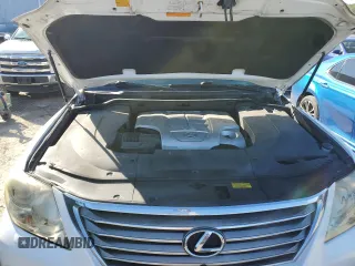 2011 Lexus LX 570 with VIN JTJHY7AX4B4060243, listed as a Copart auction lot 88865445 with 226,442 mi miles and Clean Title. Bid and sale history available at DreamBid. Image 12.