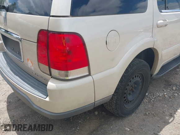 2005 Lincoln Aviator with VIN 5LMEU88H85ZJ14746, listed as a IAAI auction lot 42290699 with 190,127 mi miles and . Bid and sale history available at DreamBid. Image 6.