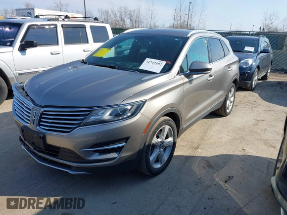 2016 Lincoln MKC Premier with VIN 5LMCJ1D98GUJ21055, listed as a IAAI auction lot 41747502 with 101,956 mi miles and . Bid and sale history available at DreamBid. Image 2.