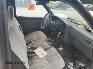 1994 Toyota Pickup with VIN JT4RN81A1R5184105, listed as a Copart auction lot 64042715 with 255,710 mi miles and Clean title. Bid and sale history available at DreamBid. Image 10.