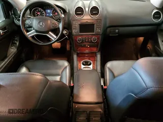 2010 Mercedes-Benz M 350 z VIN 4JGBB5GB0AA533089, wystawiony jako Copart lot #59194025 z przebiegiem 155 962 mil mil oraz Szkoda całkowita • Salvage title. Historia ofert i sprzedaży dostępna na DreamBid. Obrazek 8.