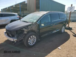 2017 Chrysler Pacifica Touring L z VIN 2C4RC1BG3HR569490, wystawiony jako Copart lot #48378865 z przebiegiem 144 016 mil mil oraz Szkoda całkowita • Salvage title. Historia ofert i sprzedaży dostępna na DreamBid. Obrazek 1.