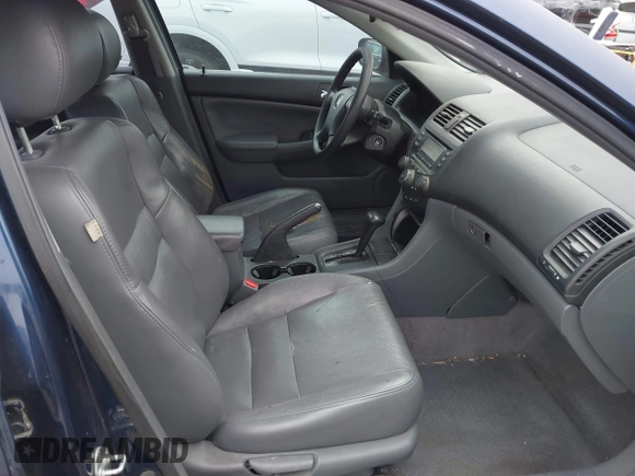 2005 Honda Accord LX z VIN JHMCM56465C004020, wystawiony jako IAAI lot #41852260 z przebiegiem 127 918 mil mil oraz . Historia ofert i sprzedaży dostępna na DreamBid. Obrazek 5.