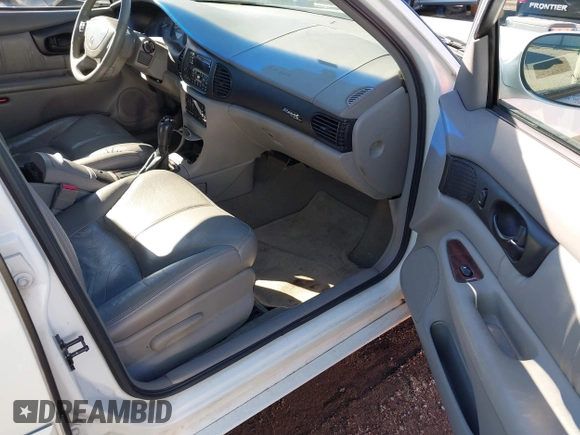 2000 Buick Regal LS with VIN 2G4WB55K6Y1234666, listed as a IAAI auction lot 40770655 with 105,684 mi miles. Bid and sale history available at carsss.com. Image 5.