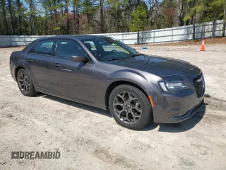 2017 Chrysler 300 S with VIN 2C3CCAGG6HH542499, listed as a Copart auction lot 49848555 with 131,321 mi miles and Clean Title. Bid and sale history available at DreamBid. Image 4.