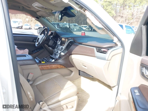 2015 Chevrolet Tahoe LTZ with VIN 1GNSCCKC2FR140524, listed as a IAAI auction lot 41592878 with 284,785 mi miles. Bid and sale history available at carsss.com. Image 5.