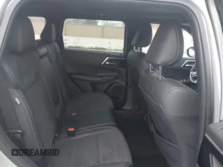 2022 Mitsubishi Outlander SE z VIN JA4J3UA87NZ059213, wystawiony jako IAAI lot #41723525 z przebiegiem 41 610 mil mil oraz . Historia ofert i sprzedaży dostępna na DreamBid. Obrazek 8.