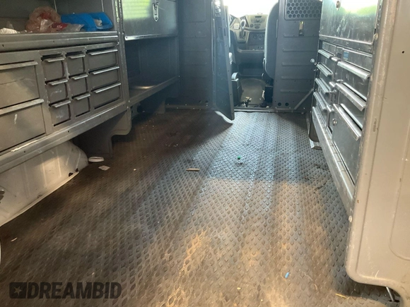 2016 Ford Transit Cargo с VIN 1FTYE1YM1GKB53387, выставлен на аукционе IAAI как лот 42413497 с пробегом 139 152 миль миль и . История ставок и продаж доступна на DreamBid. Изображение 1.