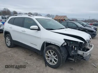 2018 Jeep Cherokee Latitude Plus with VIN 1C4PJMLBXJD598592, listed as a IAAI auction lot 41892635 with 145,031 mi miles. Bid and sale history available at carsss.com. Image 1.