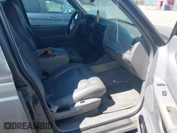 1998 Ford Explorer XL с VIN 1FMZU32E8WZC22954, выставлен на аукционе IAAI как лот 42805072 с пробегом 244 775 миль миль и . История ставок и продаж доступна на DreamBid. Изображение 5.