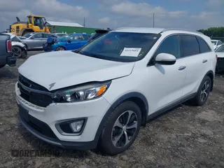 2017 Kia Sorento EX with VIN 5XYPH4A59HG300957, listed as a IAAI auction lot 42215684 with 220,309 mi miles and . Bid and sale history available at DreamBid. Image 2.