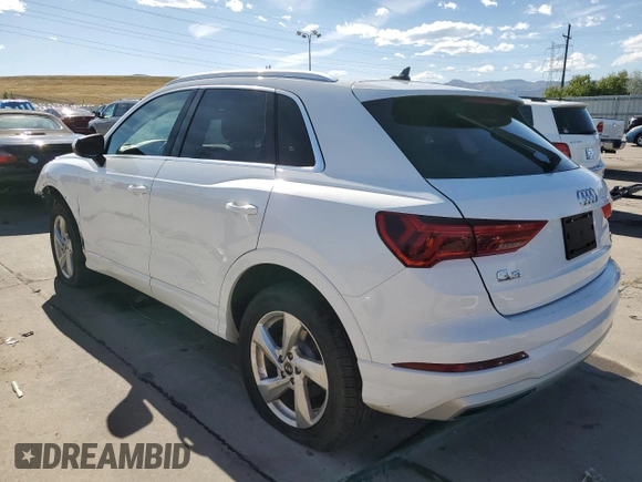 2021 Audi Q3 Premium z VIN WA1AUCF38M1067676, wystawiony jako Copart lot #71621704 z przebiegiem 77 395 mil mil oraz Szkoda całkowita • Salvage title. Historia ofert i sprzedaży dostępna na DreamBid. Obrazek 2.