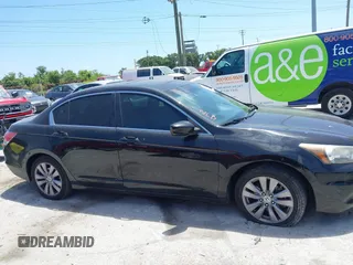 2011 Honda Accord EX z VIN 1HGCP2F74BA118673, wystawiony jako IAAI lot #42154106 z przebiegiem 163 359 mil mil oraz . Historia ofert i sprzedaży dostępna na DreamBid. Obrazek 13.