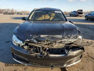 2018 BMW 7 Series 740i with VIN WBA7E2C59JG742891, listed as a Copart auction lot 78184903 with 43,189 mi miles. Bid and sale history available at carsss.com. Image 5.