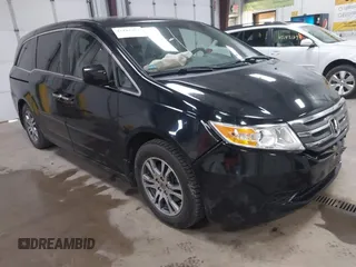 2013 Honda Odyssey EX-L с VIN 5FNRL5H63DB052881, выставлен на аукционе IAAI как лот 42182363 с пробегом 235 481 миль миль и . История ставок и продаж доступна на DreamBid. Изображение 1.