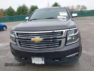 2015 Chevrolet Suburban LTZ with VIN 1GNSKKKC4FR712965, listed as a IAAI auction lot 41928053 with 188,571 mi miles. Bid and sale history available at carsss.com. Image 12.