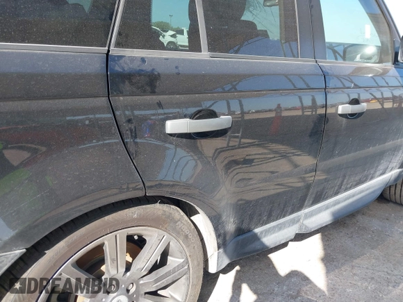 2008 Land Rover Range Rover Sport SC with VIN SALSH23458A139406, listed as a IAAI auction lot 42001525 with 120,392 mi miles and . Bid and sale history available at DreamBid. Image 14.
